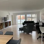 City Lux Apartm, 2 Full Bathrooms, 2Tv