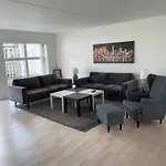 City Lux Apartm, 2 Full Bathrooms, 2Tv