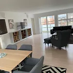 City Lux Apartm, 2 Full Bathrooms, 2Tv